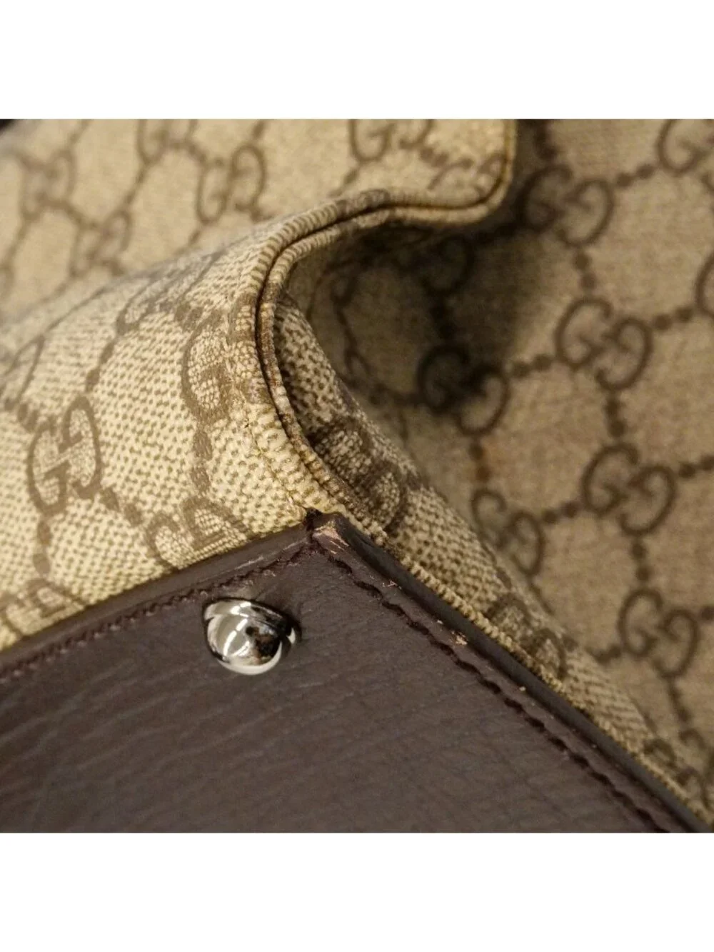 Gucci Handbag GG Supreme Brown Silver